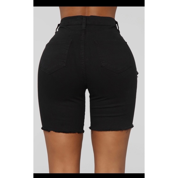 🐠gone fishing shorts🐠 - Picture 9 of 13